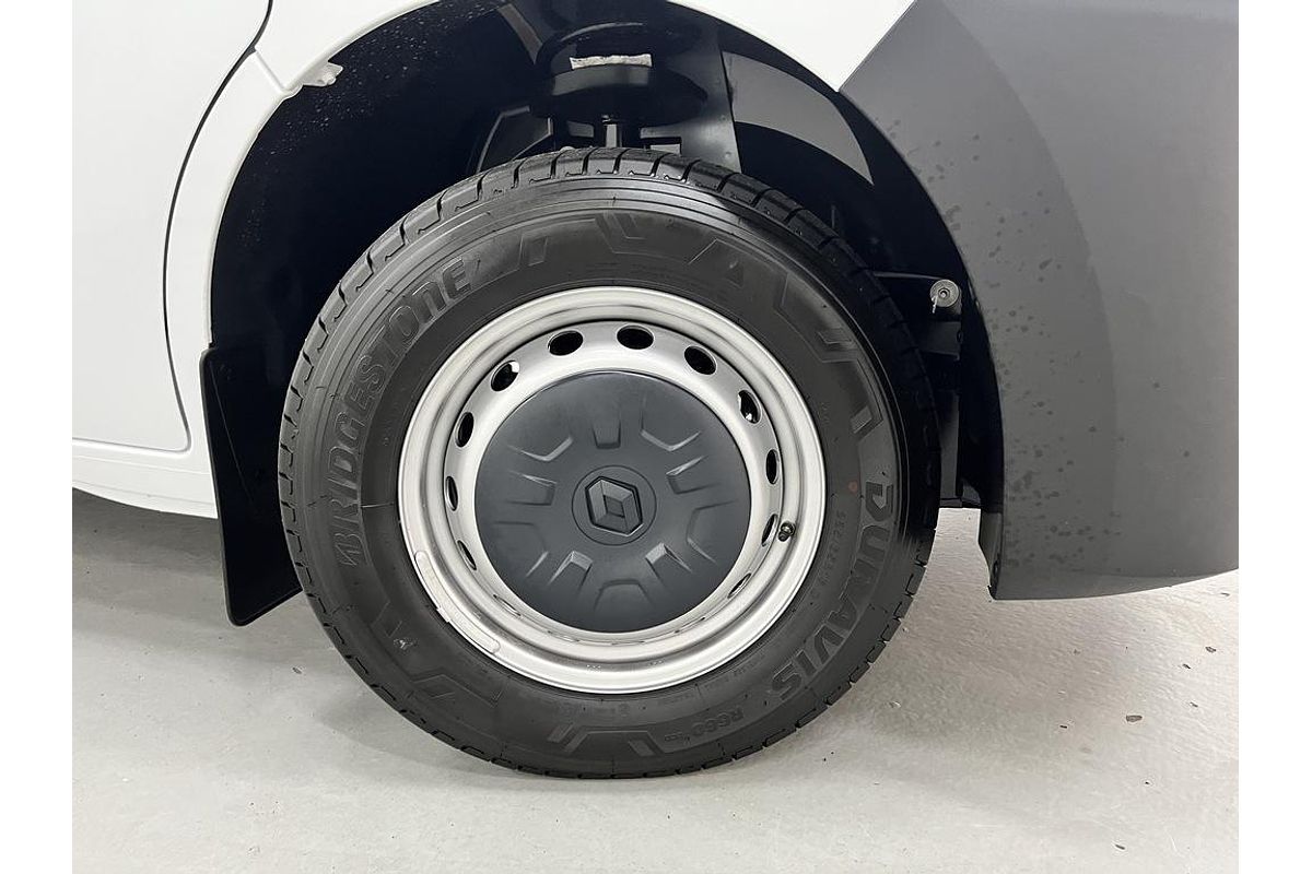 2023 Master L3H2 LWB Pro FWD 2.3L Diesel AMT 