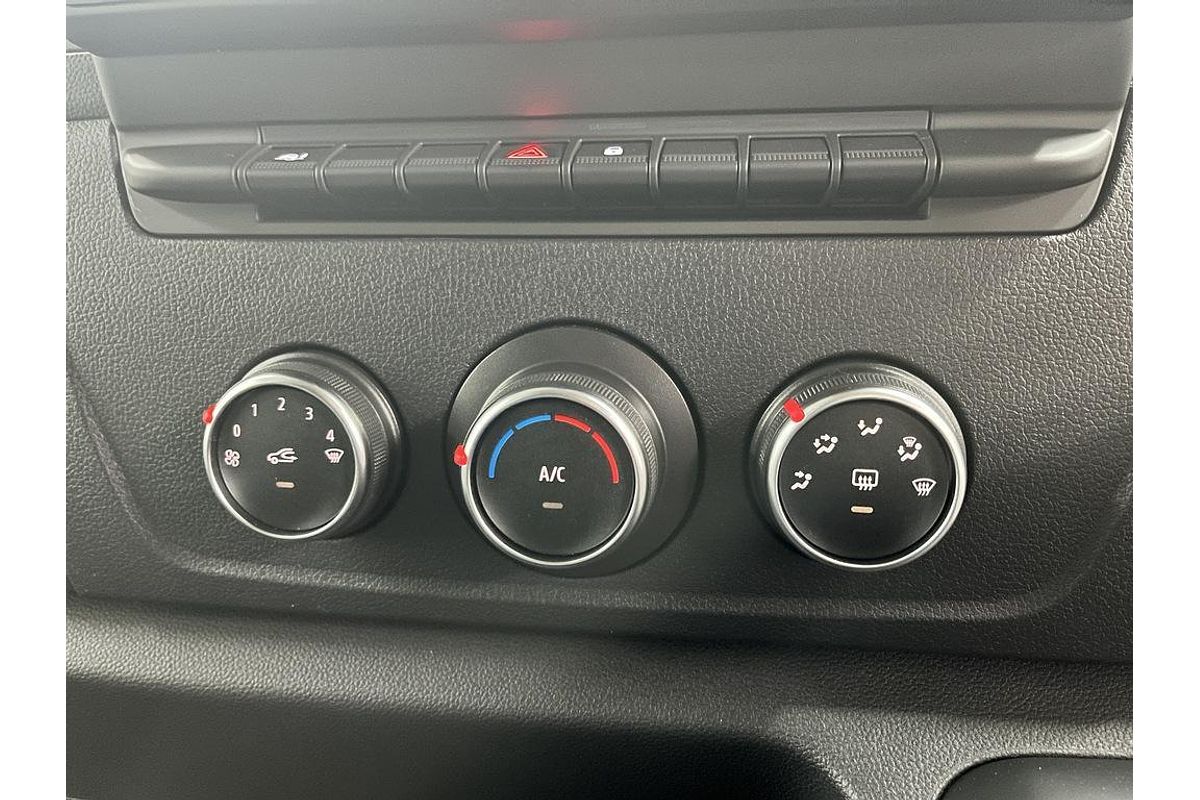 2023 Master L3H2 LWB Pro FWD 2.3L Diesel AMT 