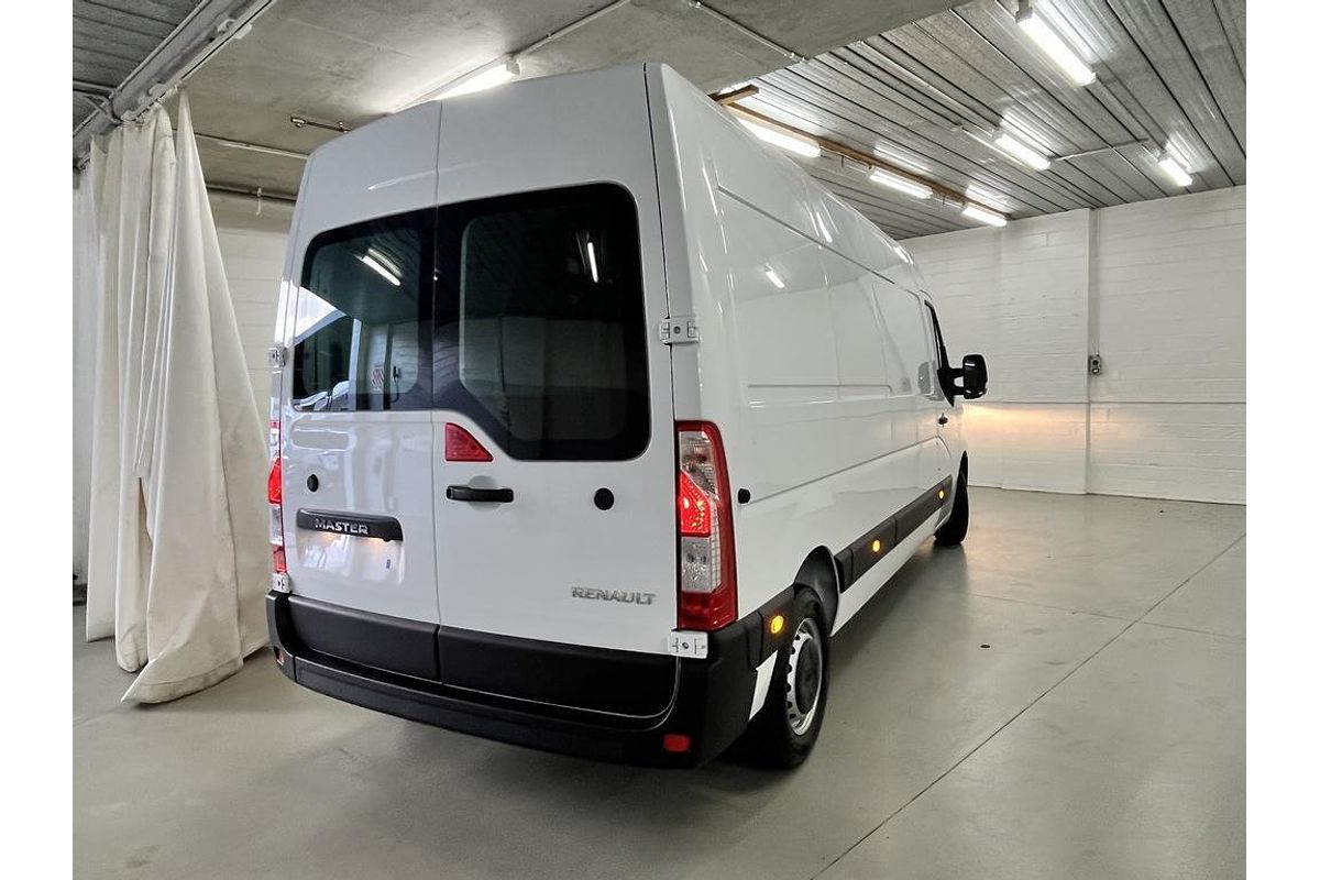 2023 Master L3H2 LWB Pro FWD 2.3L Diesel AMT 