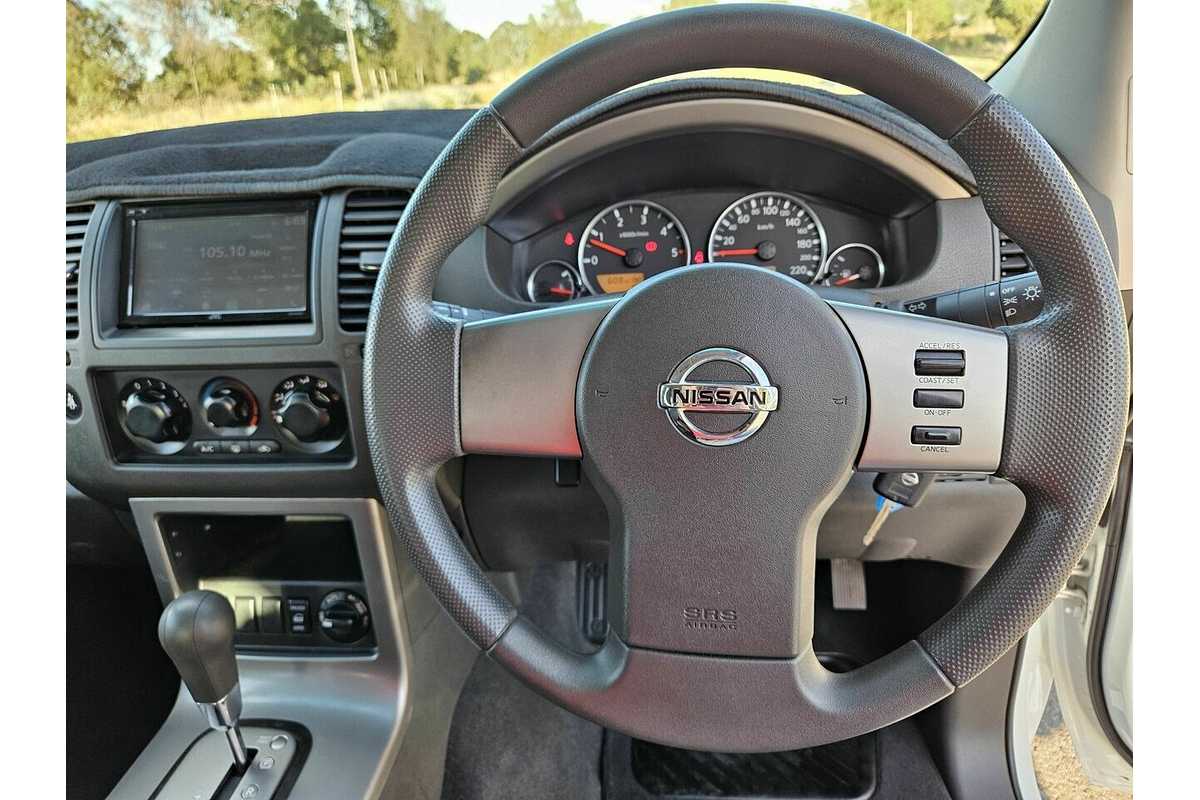 2005 Nissan Pathfinder ST (4x4) R51