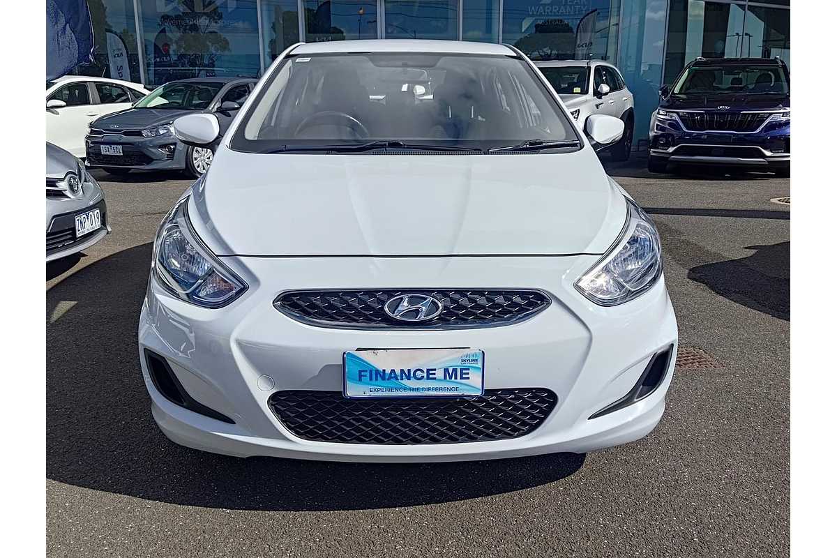 2019 Hyundai Accent Sport RB6