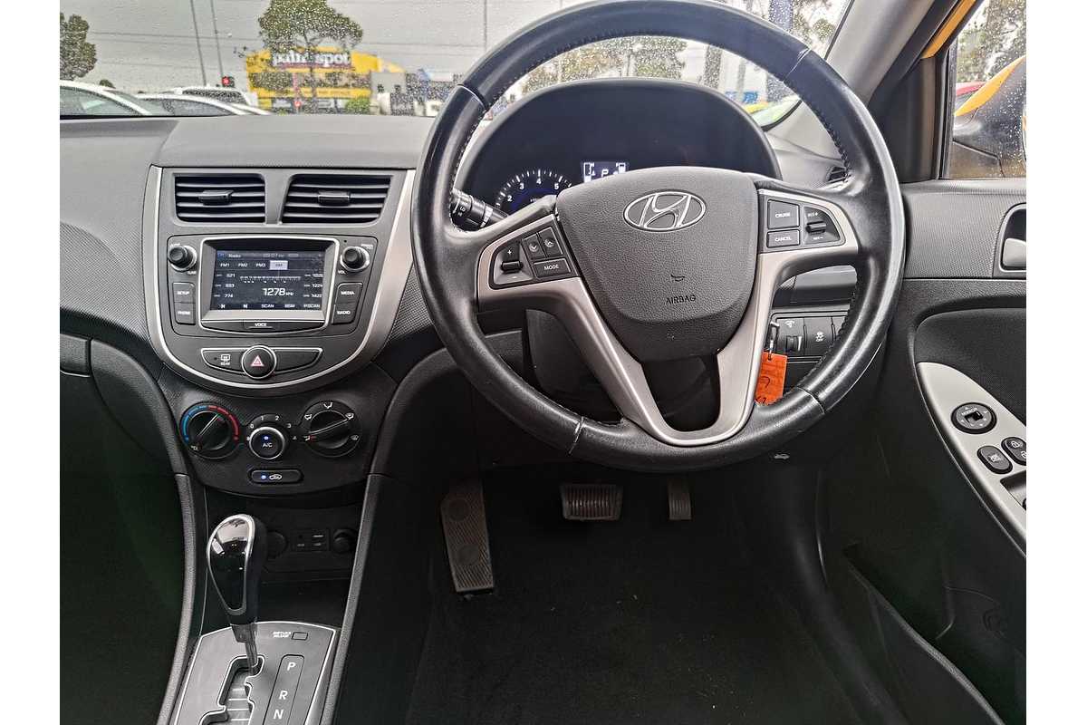2019 Hyundai Accent Sport RB6