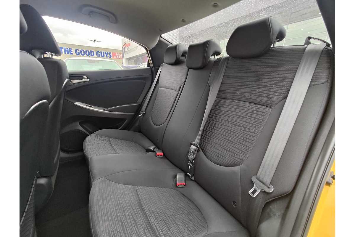 2019 Hyundai Accent Sport RB6
