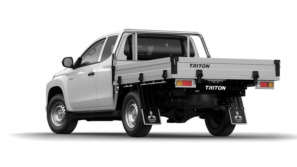 2024 Mitsubishi TRITON GLX MR