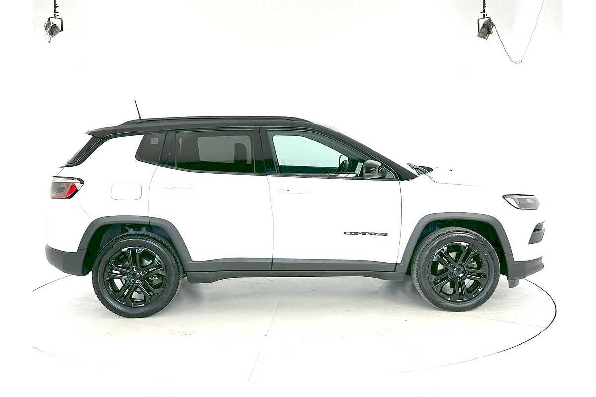 2022 Jeep Compass Night Eagle M6