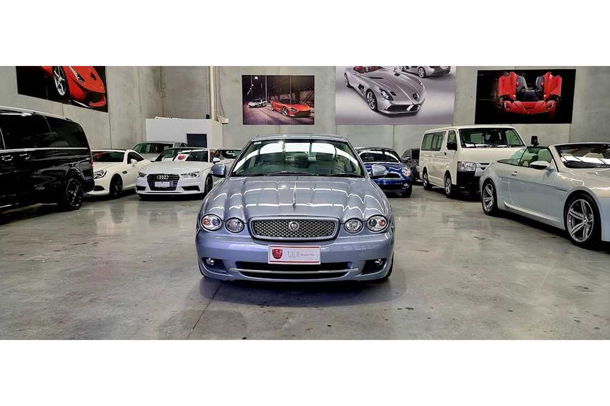2009 Jaguar X-Type LE X400