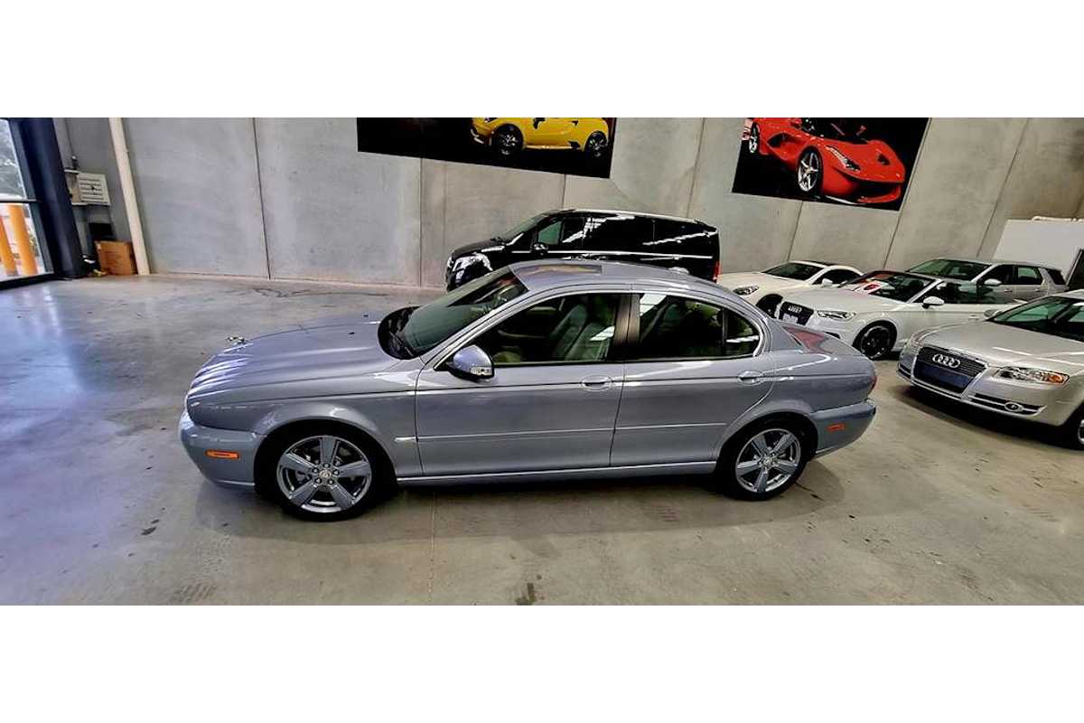2009 Jaguar X-Type LE X400