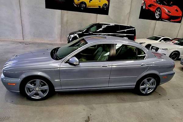 2009 Jaguar X-Type LE X400