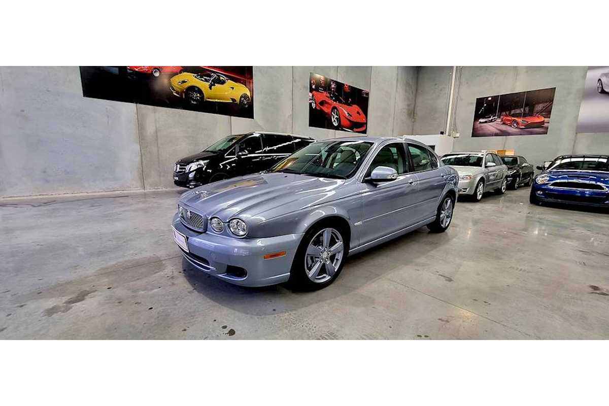 2009 Jaguar X-Type LE X400
