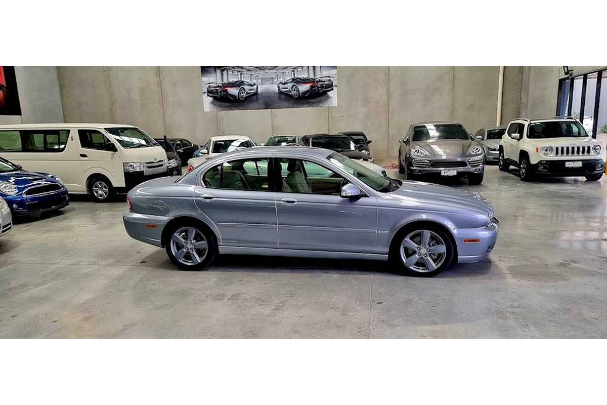 2009 Jaguar X-Type LE X400