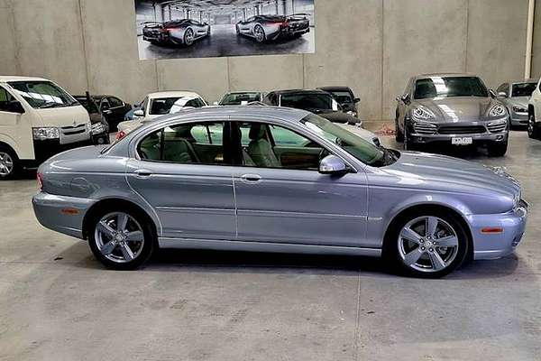 2009 Jaguar X-Type LE X400