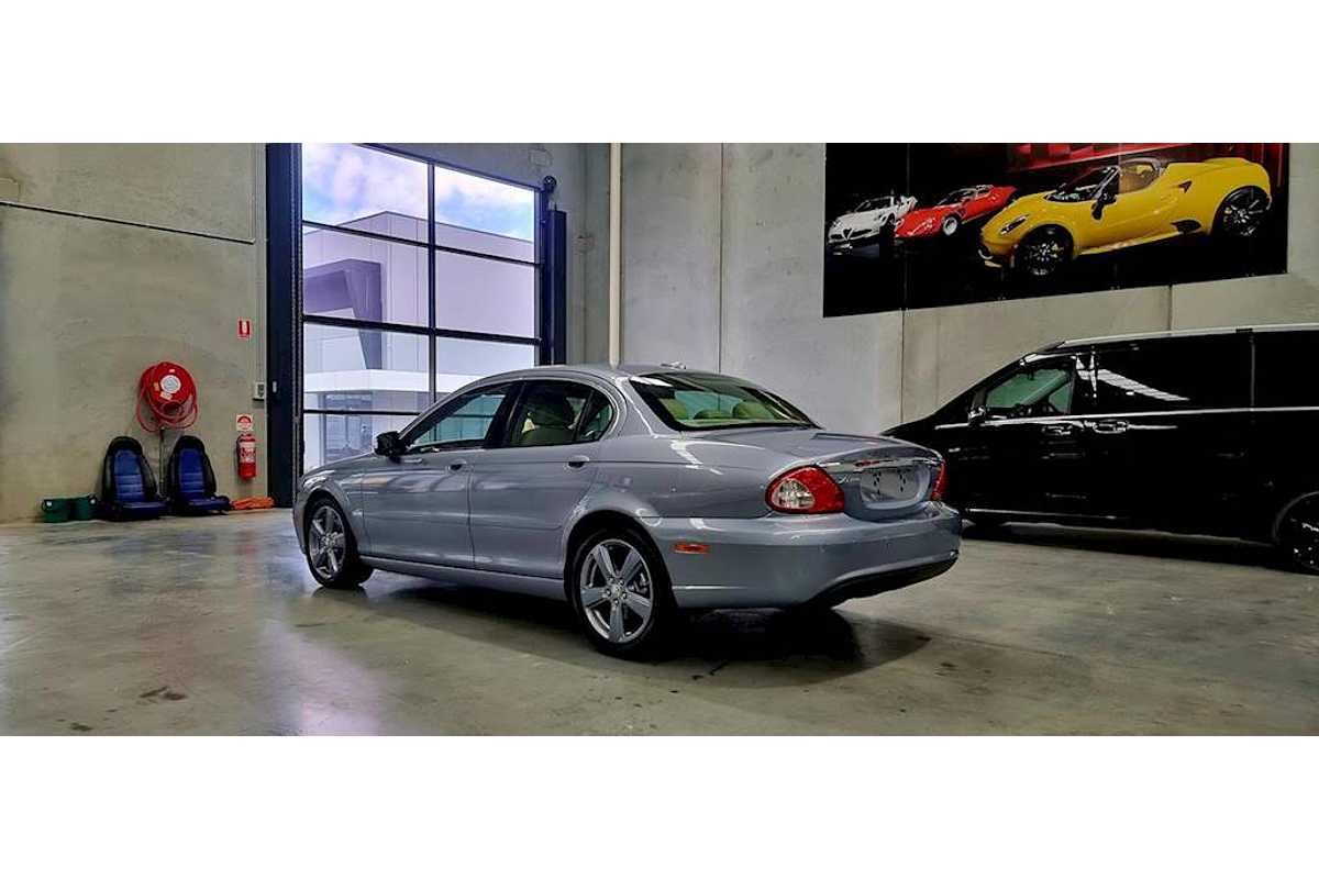 2009 Jaguar X-Type LE X400