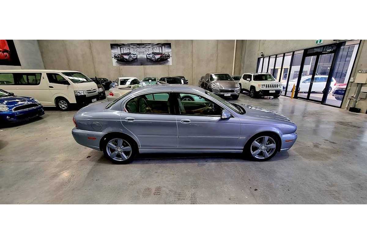 2009 Jaguar X-Type LE X400