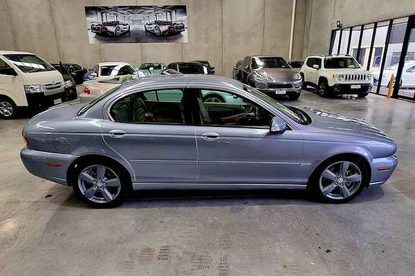 2009 Jaguar X-Type LE X400