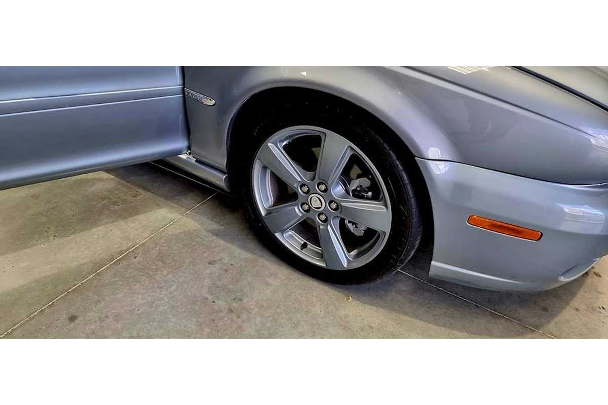2009 Jaguar X-Type LE X400