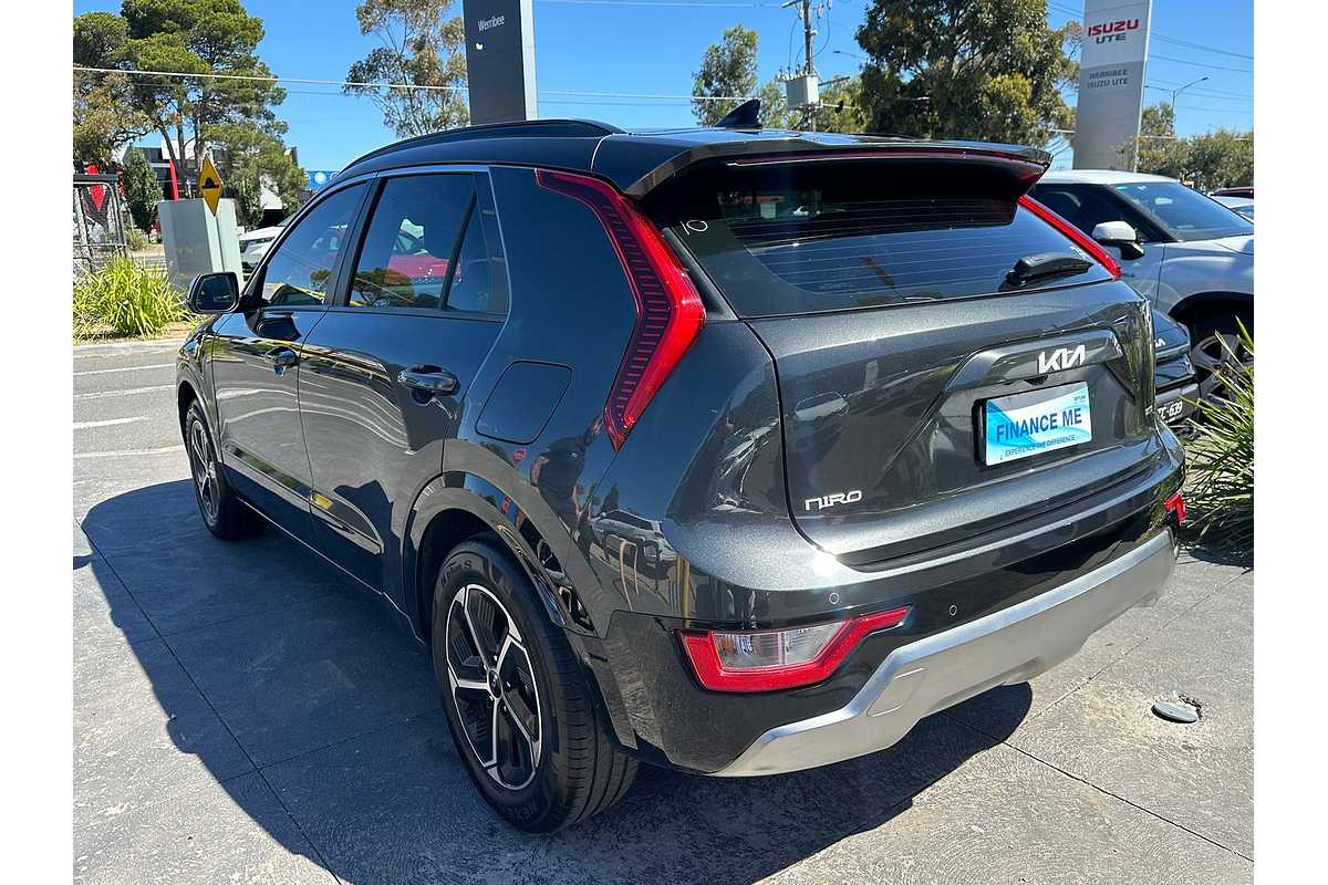 2022 Kia Niro HEV S SG2