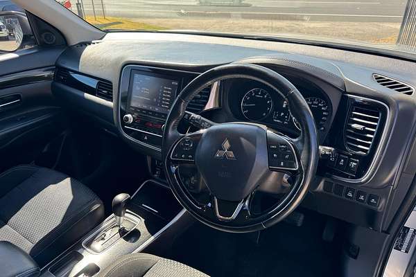 2019 Mitsubishi Outlander ES ADAS ZL