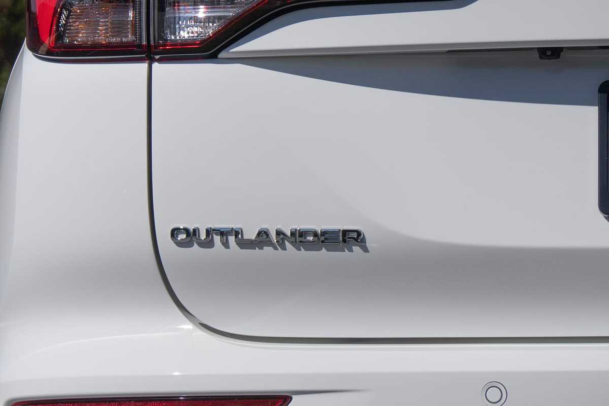 2023 Mitsubishi Outlander Aspire ZM