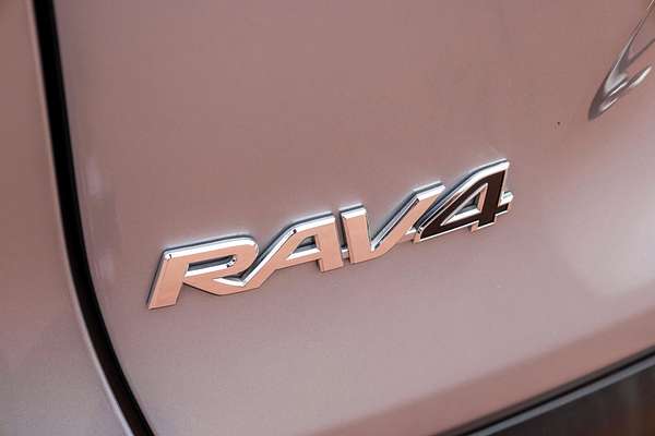 2021 Toyota RAV4 Cruiser AXAH54R