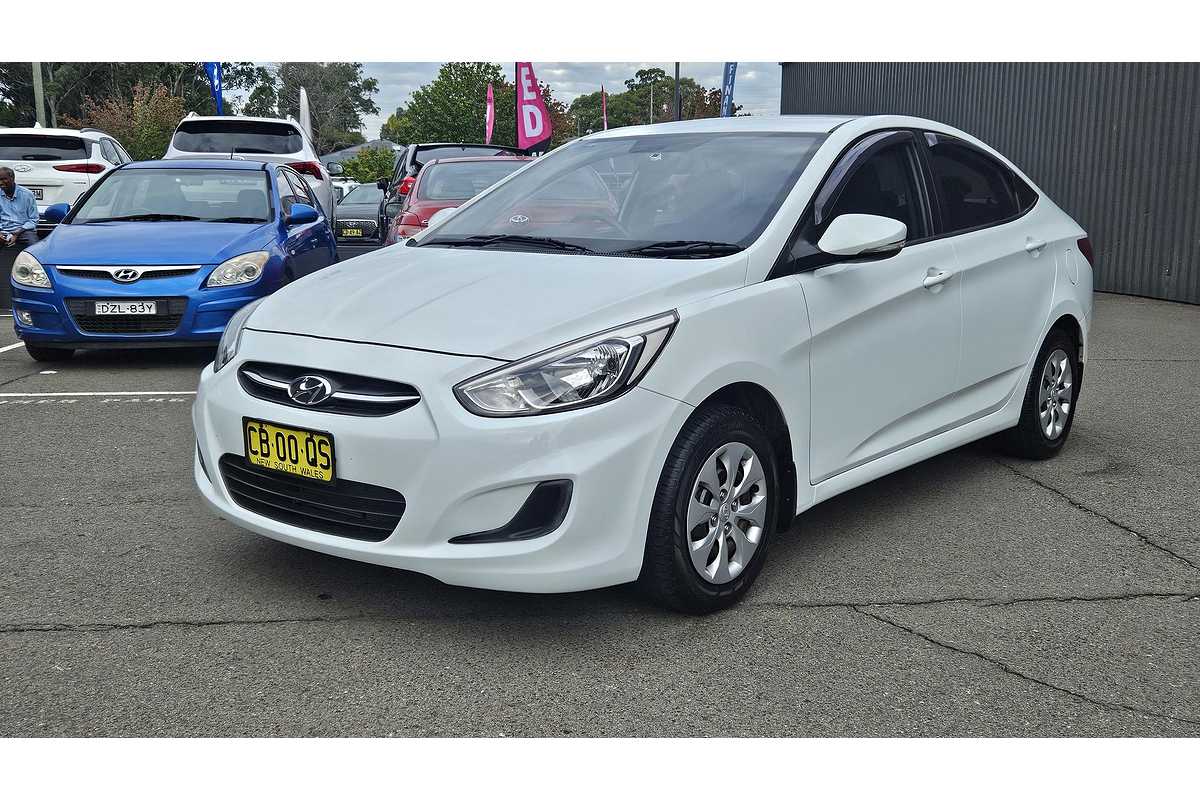 2014 Hyundai Accent Active RB2