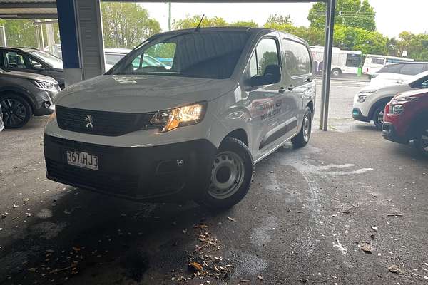 2023 Peugeot e-Partner Pro K9 LWB