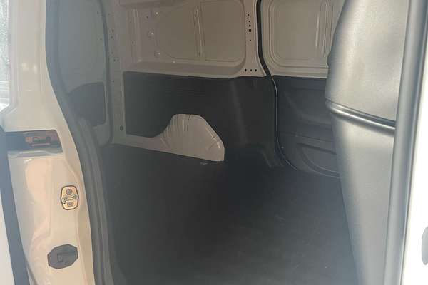2023 Peugeot e-Partner Pro K9 LWB