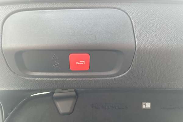 2023 Peugeot 408 GT Plug-In Hybrid P54