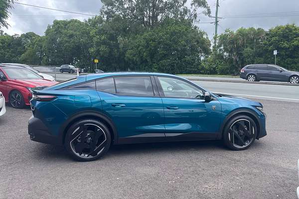 2023 Peugeot 408 GT Plug-In Hybrid P54