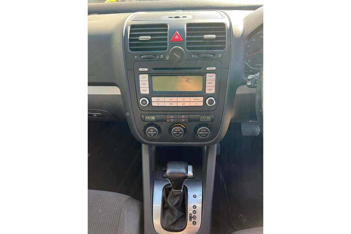 2007 Volkswagen Jetta 2.0 FSI 1KM