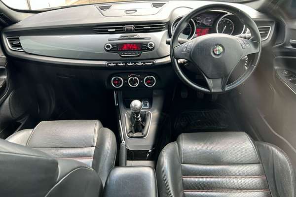2011 Alfa Romeo Giulietta 1.4