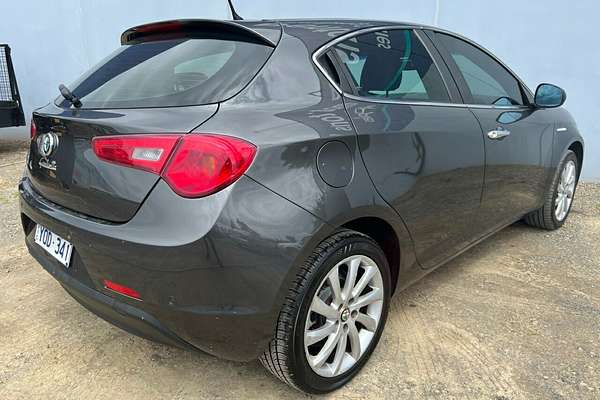 2011 Alfa Romeo Giulietta 1.4