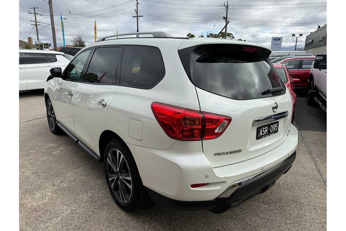 2017 Nissan Pathfinder Ti R52 Series II