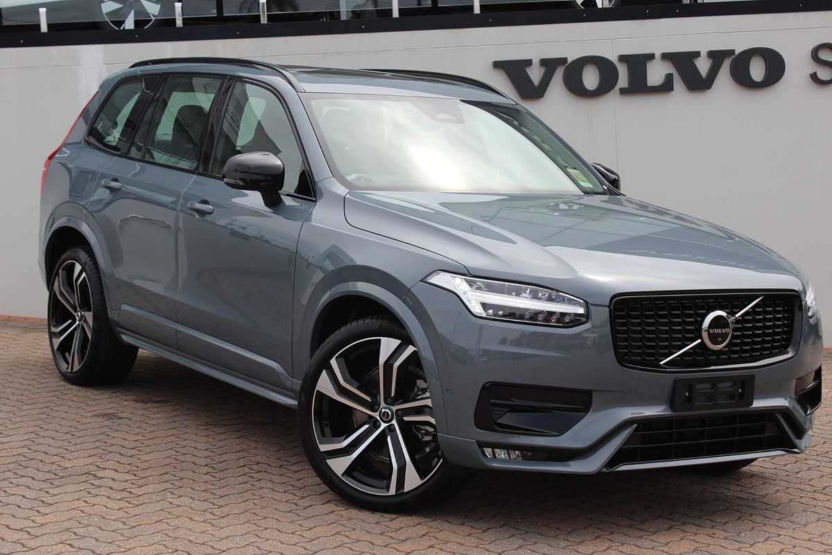 2023 Volvo XC90 Ultimate B6 Dark