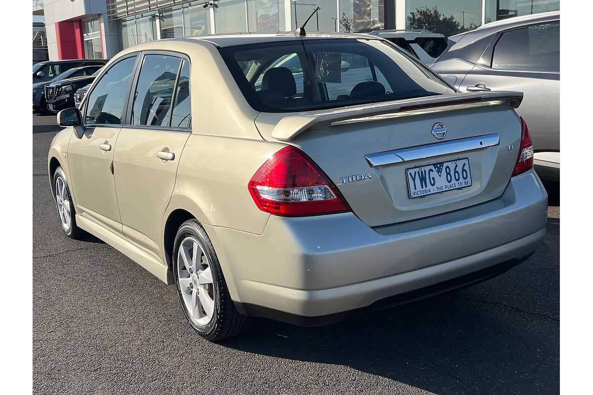 2011 Nissan Tiida Ti C11 S3