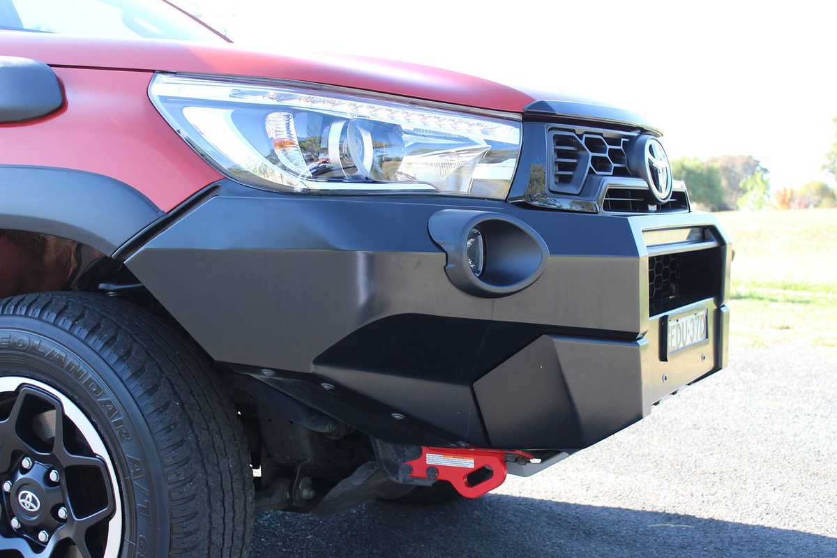 2019 Toyota Hilux Rugged X GUN126R 4X4