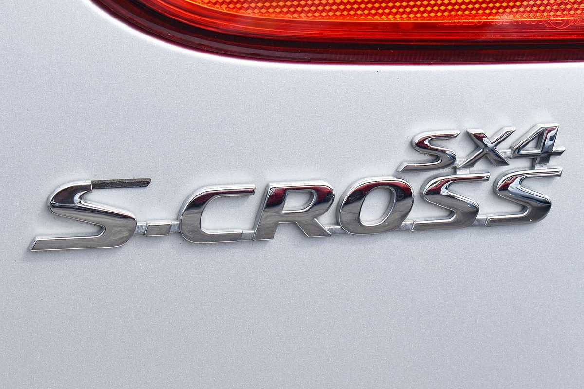 2014 Suzuki S-Cross GLX JY