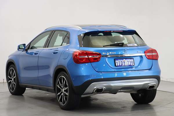 2015 Mercedes Benz GLA-Class GLA250 DCT 4MATIC X156 805+055MY