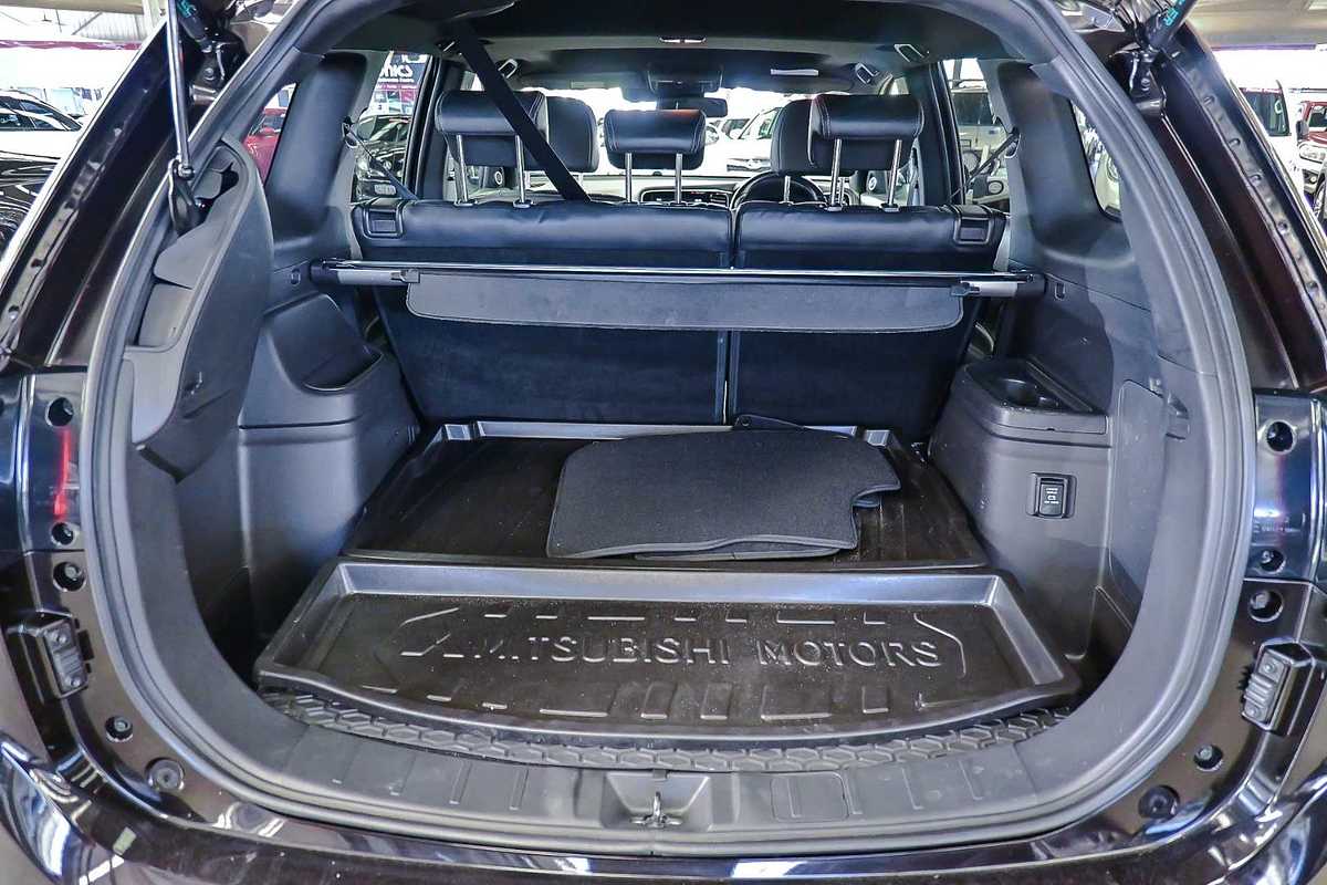 2020 Mitsubishi Outlander PHEV Exceed ZL