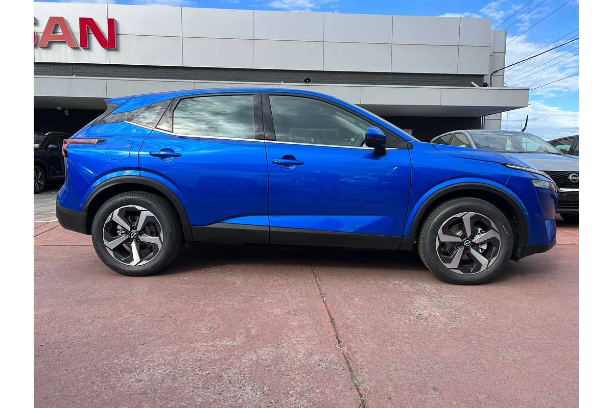 2024 Nissan QASHQAI ST+ J12