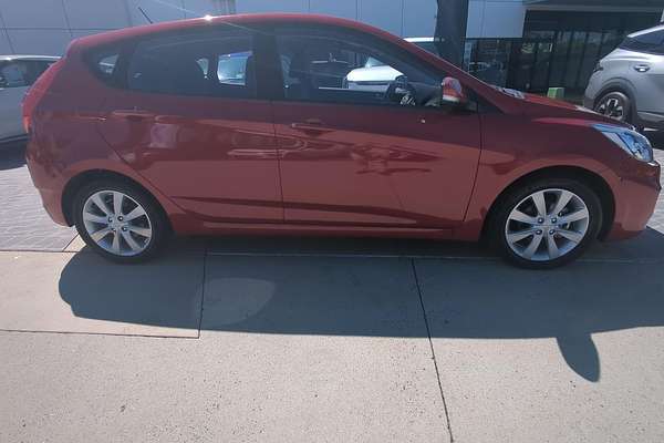 2019 Hyundai Accent Sport RB6