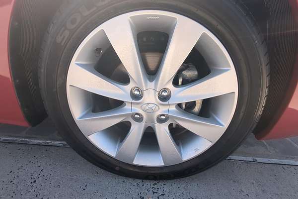 2019 Hyundai Accent Sport RB6
