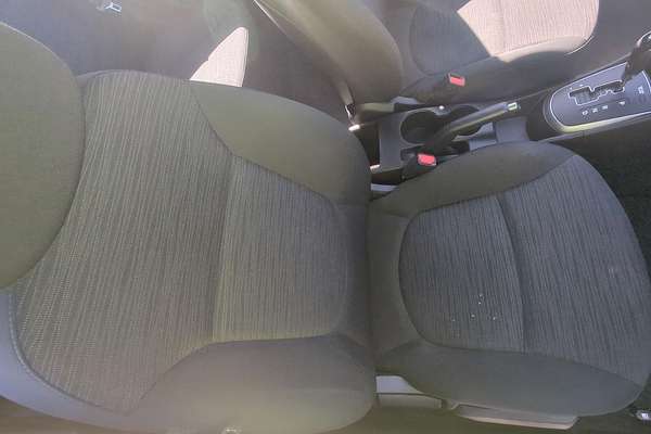 2019 Hyundai Accent Sport RB6
