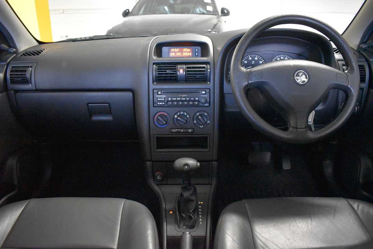 2003 Holden Astra Equipe - City