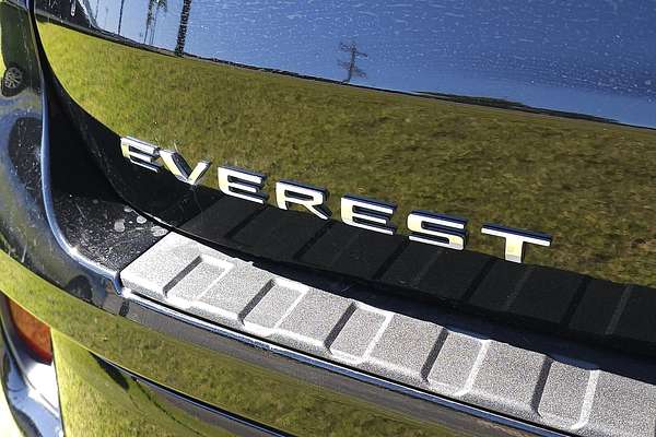 2023 Ford Everest Platinum