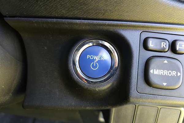 2012 Toyota Prius C i-Tech NHP10R