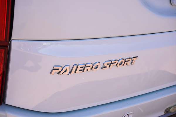 2016 Mitsubishi Pajero Sport Exceed QE