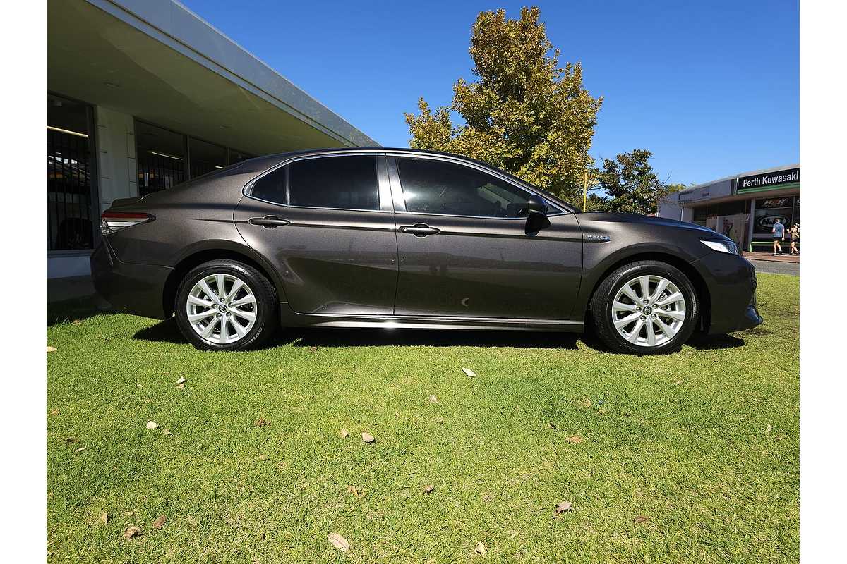 2019 Toyota Camry Ascent Sport AXVH71R