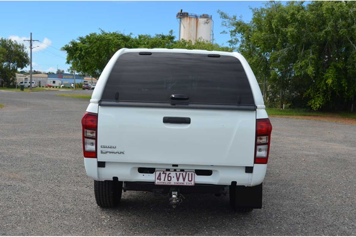 2015 Isuzu D-MAX SX 4X4