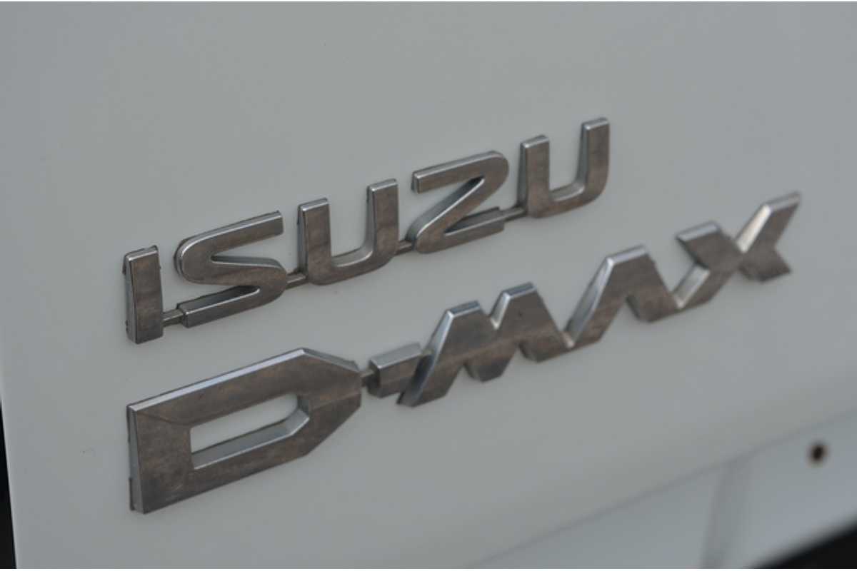 2015 Isuzu D-MAX SX 4X4