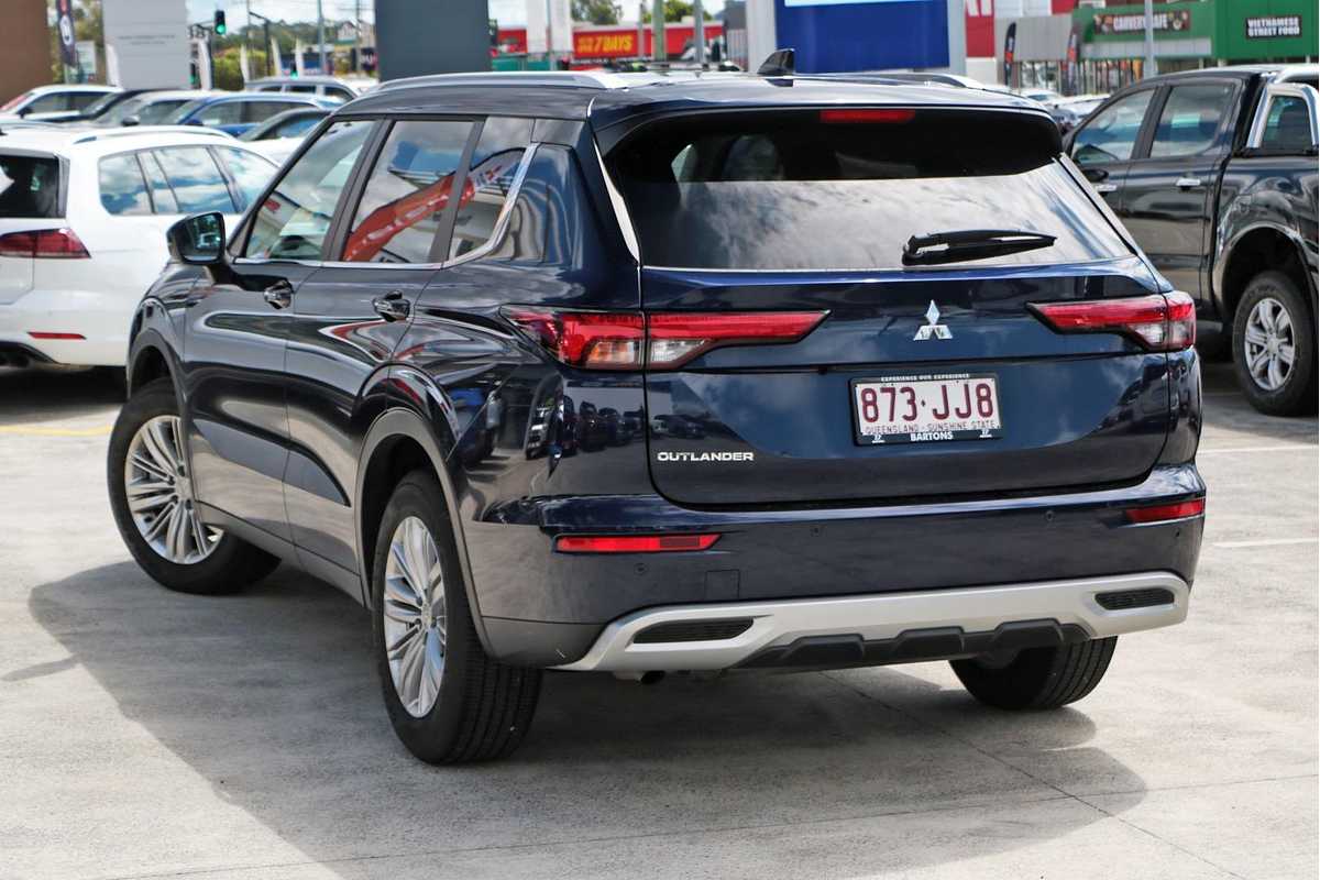 2024 Mitsubishi Outlander LS ZM